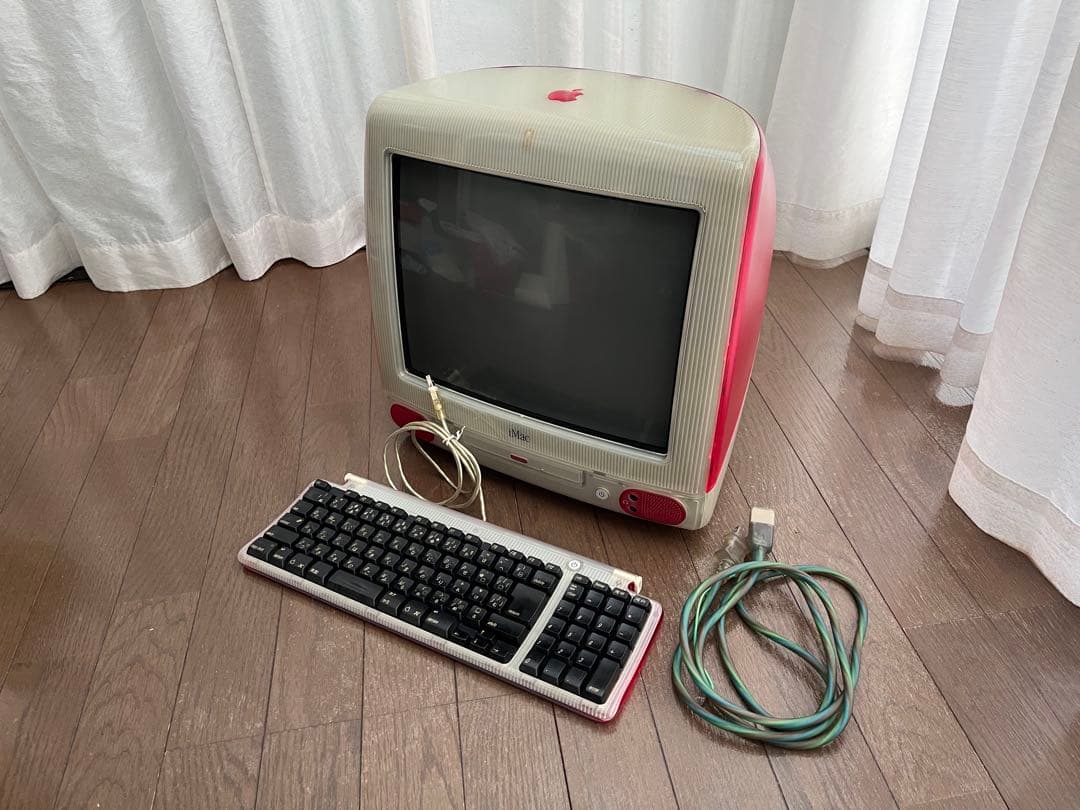 Apple iMac G3 ストロベリー　オリジナルのキーボード付き