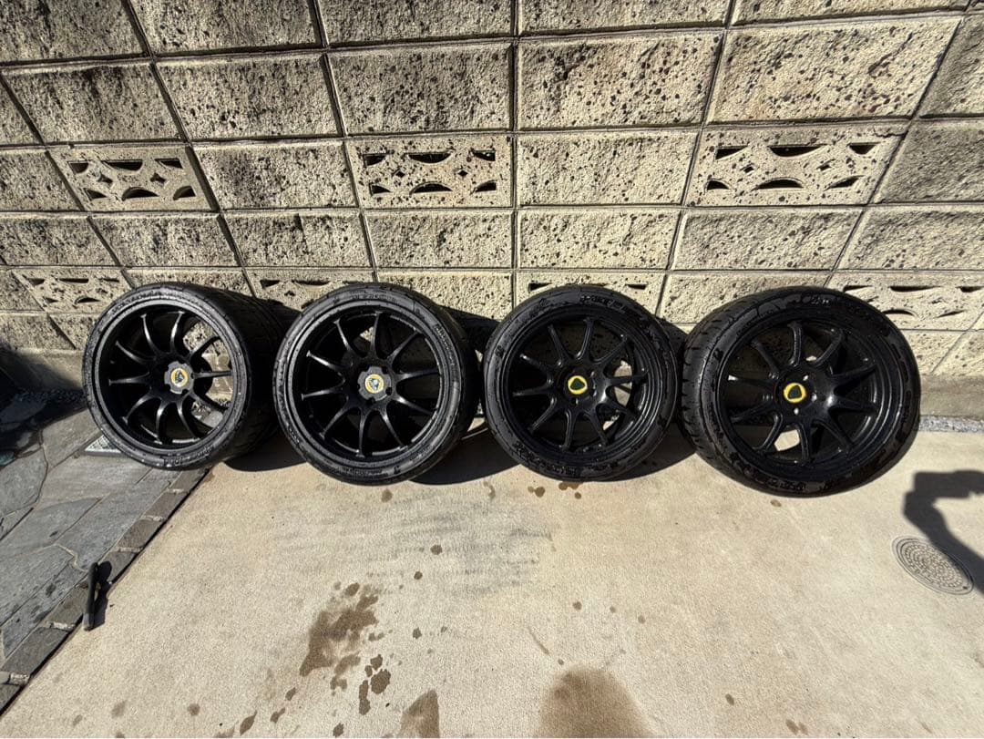 ロータス　Lotus 純正 鍛造ホイール forged 17, 18インチ