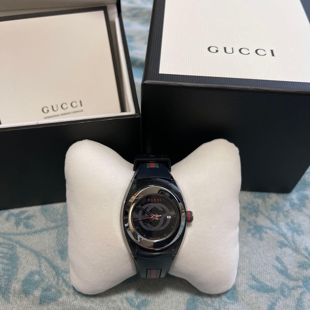 GUCCI ラバー　腕時計　レディース　正規品　箱付き