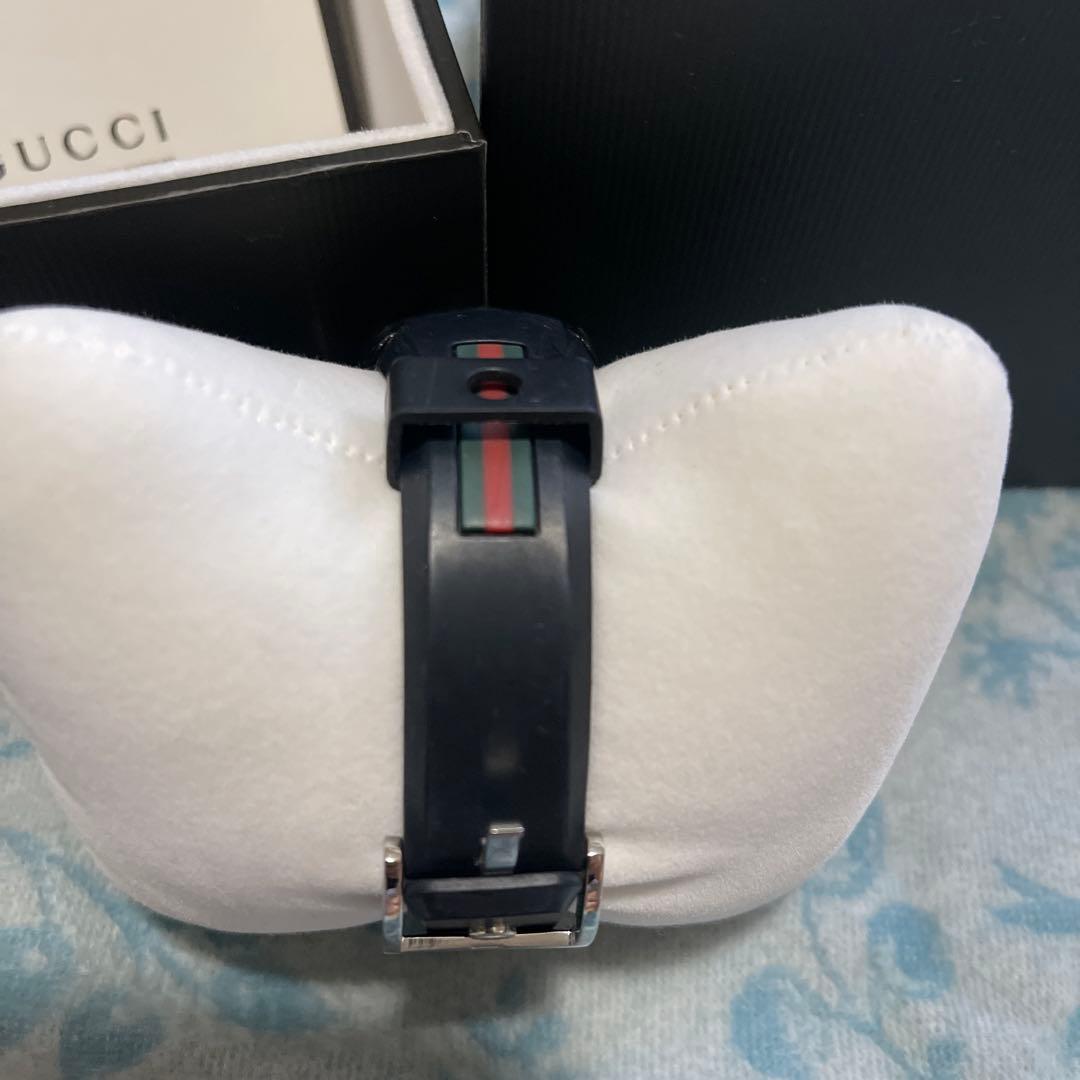 GUCCI ラバー　腕時計　レディース　正規品　箱付き