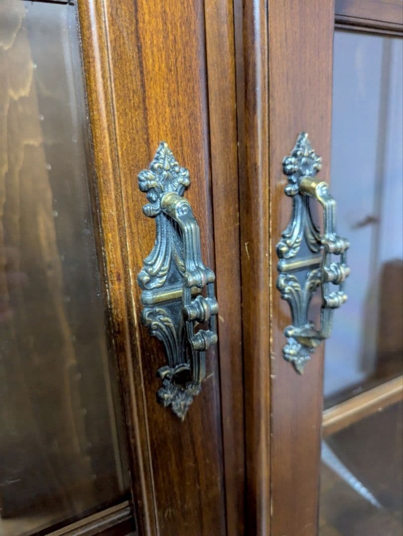 カリモクコロニアル　書棚　木製ガラス扉キャビネット