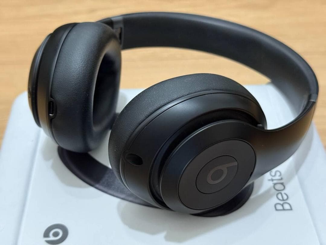 美品！Apple Beats Studio Pro ブラックMQTP3PA/A