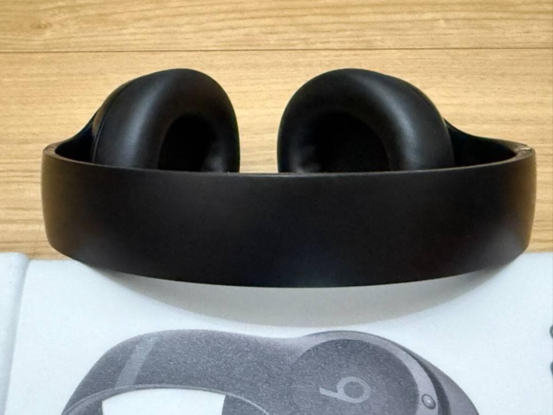 美品！Apple Beats Studio Pro ブラックMQTP3PA/A