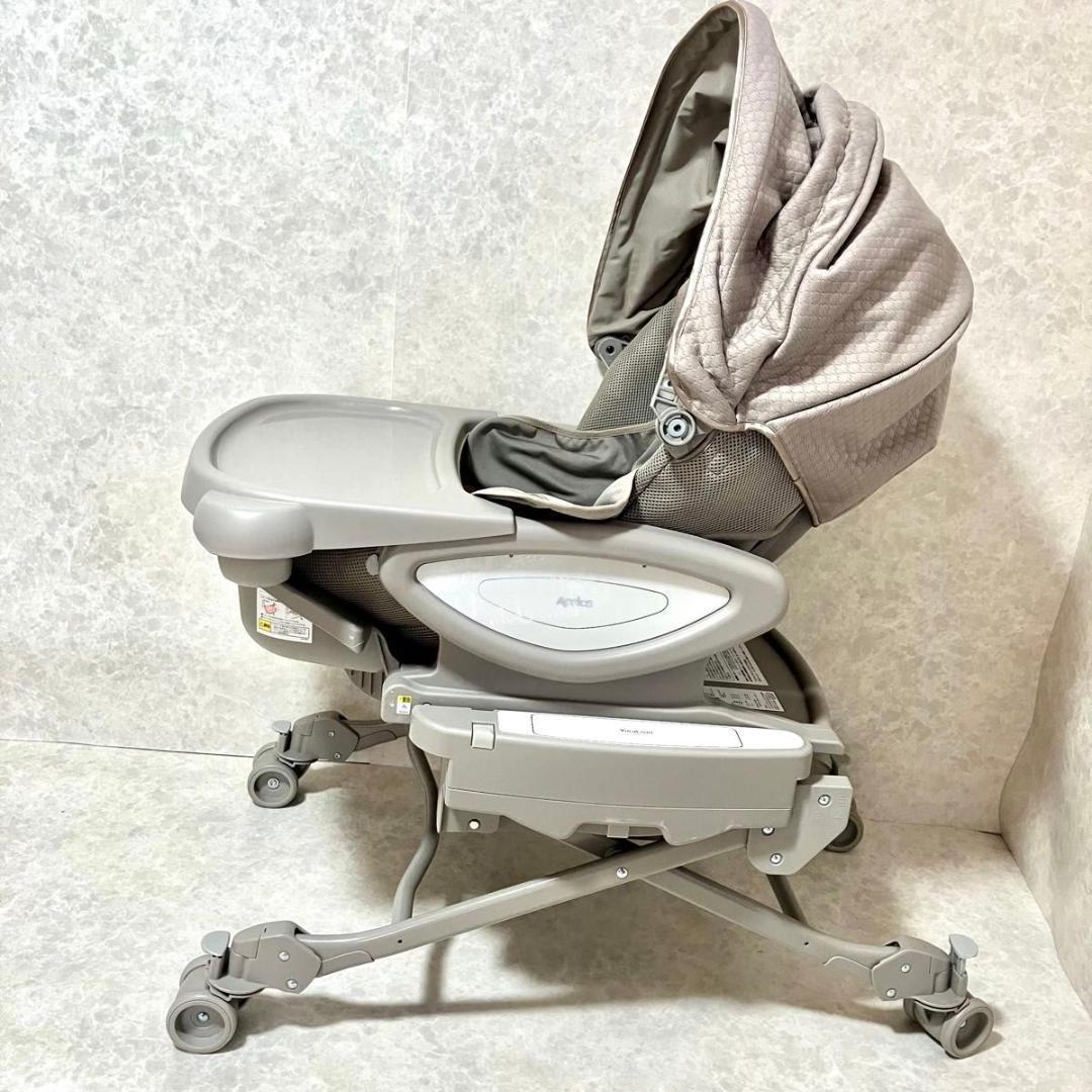 アップリカ ユラリズム オートプレミアム ムーンロック 電動ハイローチェア