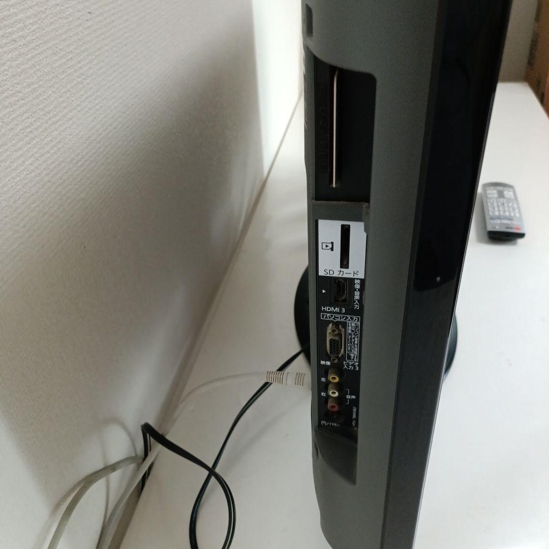 32インチPanasonic 液晶カラーテレビ リモコン、アンテナ線付き