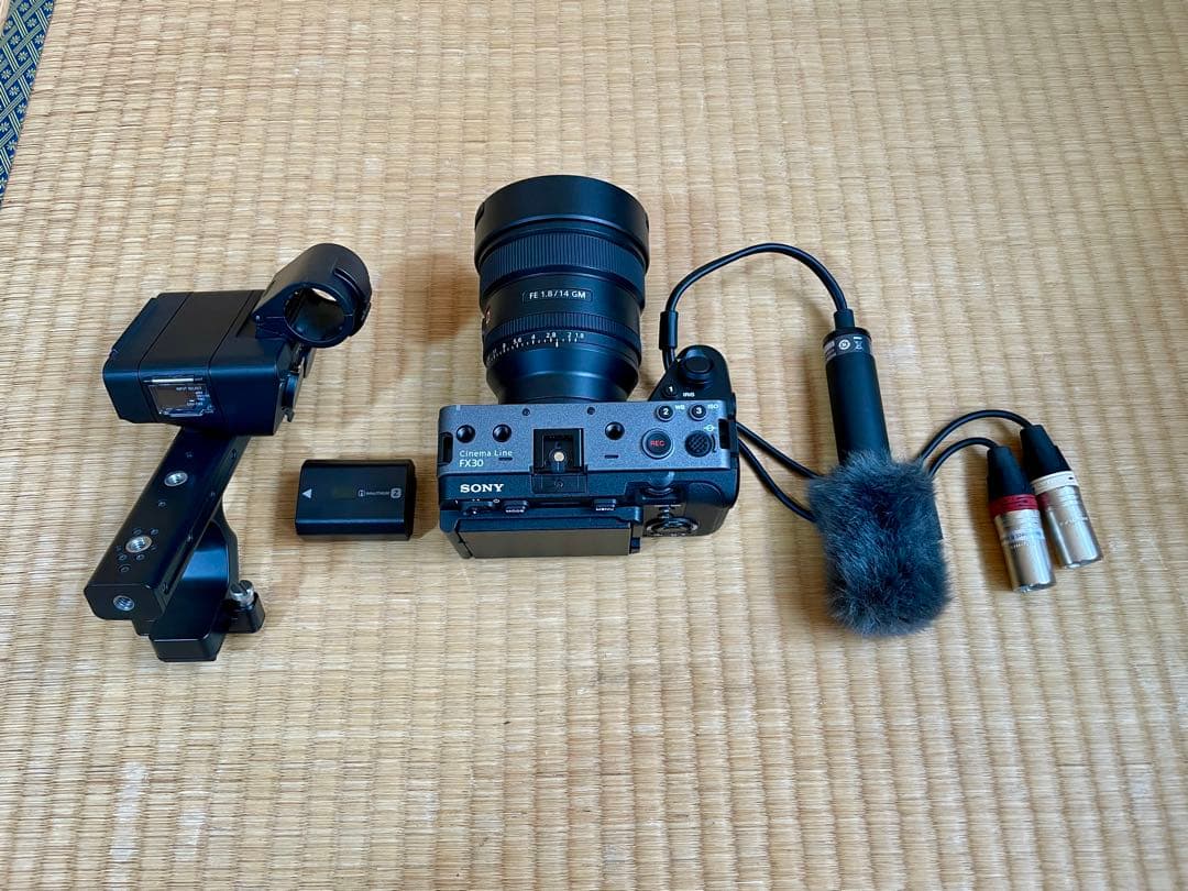 sony FX30 cinema Line SEL14F18GM XLRハンドル