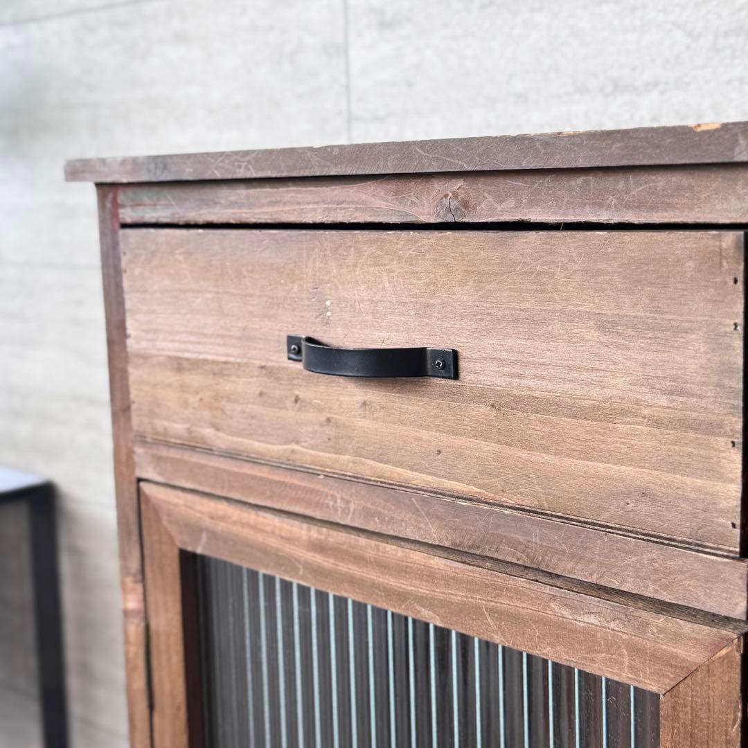 木製ヴィンテージスタイルガラスキャビネット