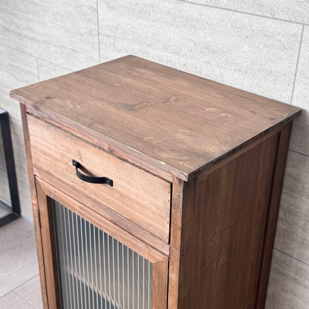 木製ヴィンテージスタイルガラスキャビネット