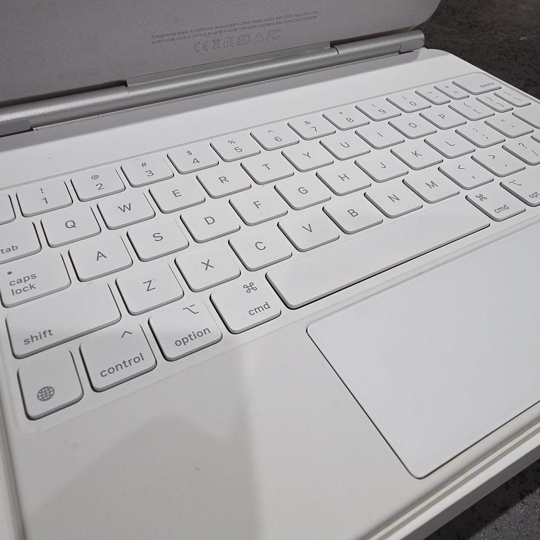 Apple iPad Magic Keyboard ホワイト US配列