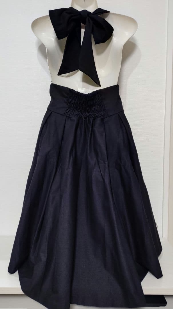 Sheglit ハイウエストタックスカート ブラック