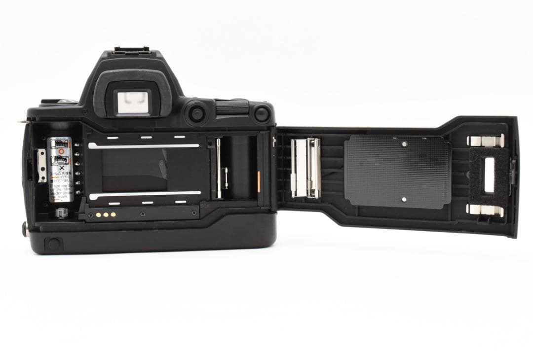 CONTAX NX ボディ　フィルムカメラ　　　　A3662