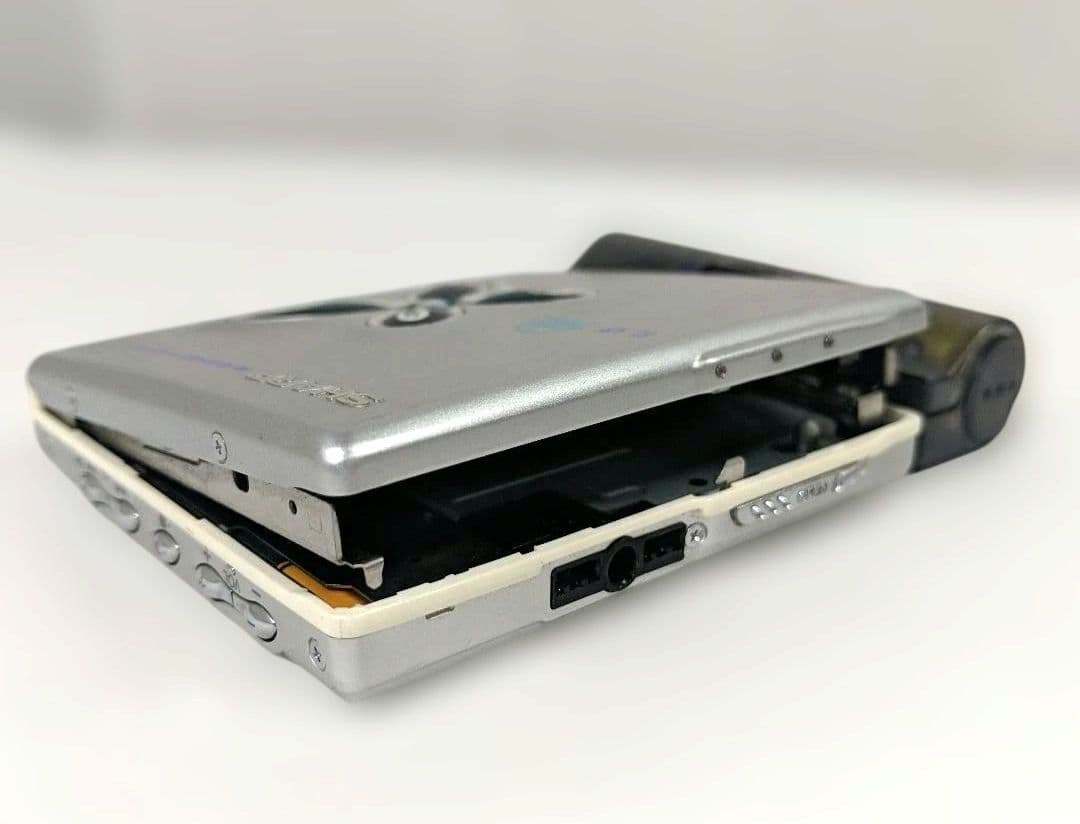 SHARP ポータブルMDプレーヤー MD-ST880