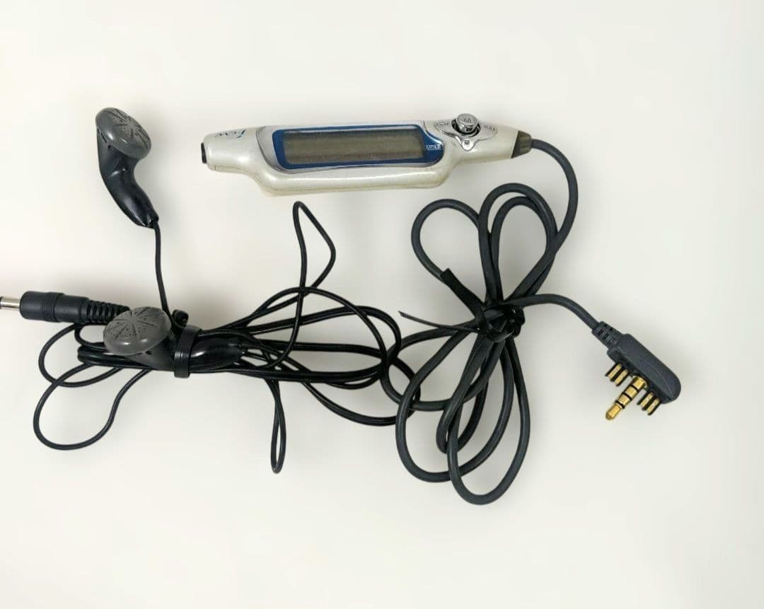 SHARP ポータブルMDプレーヤー MD-ST880