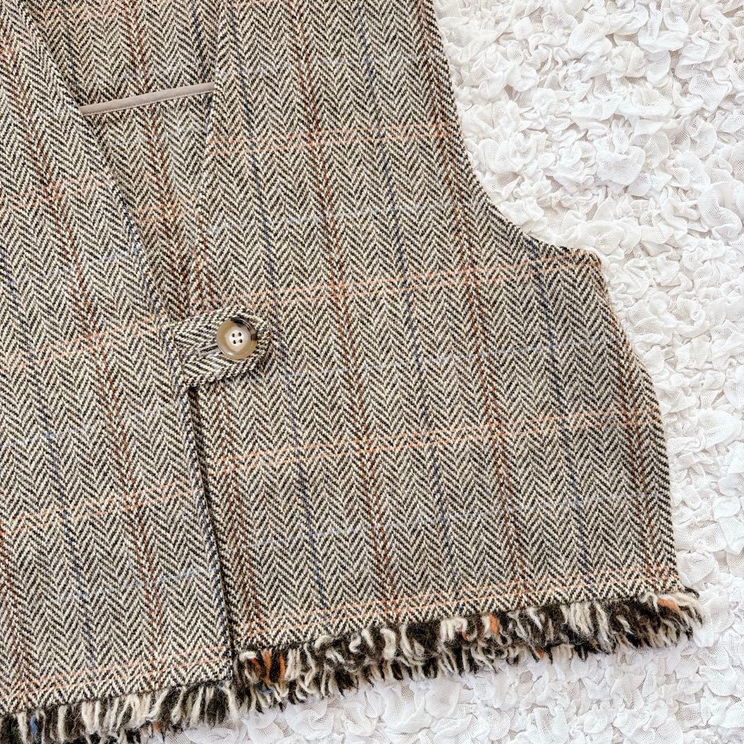 「ワードローブを新鮮に」ヘリンボーン柄のウールベスト / よしいちひろさんコラボ