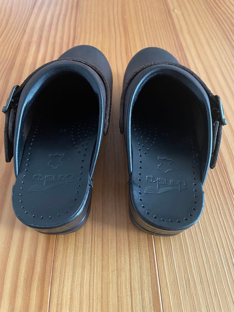 ダンスコ イングリッド ダークブラウン 36