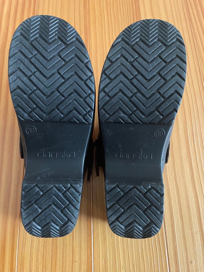 ダンスコ イングリッド ダークブラウン 36