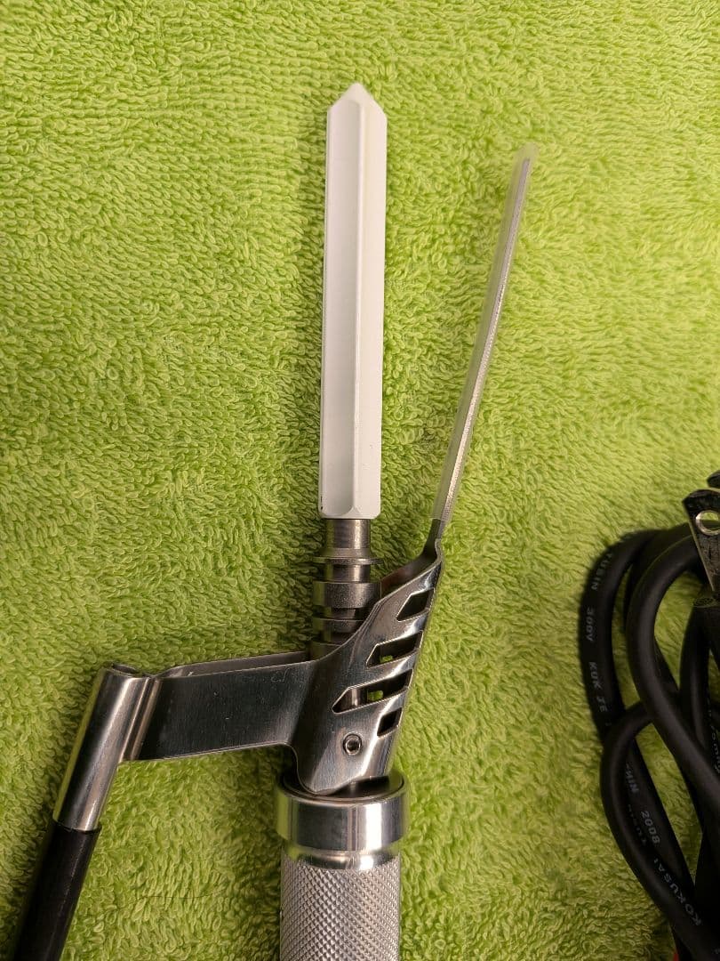 クレイツイオンアイロン　12mm 理容プロ　アイロン