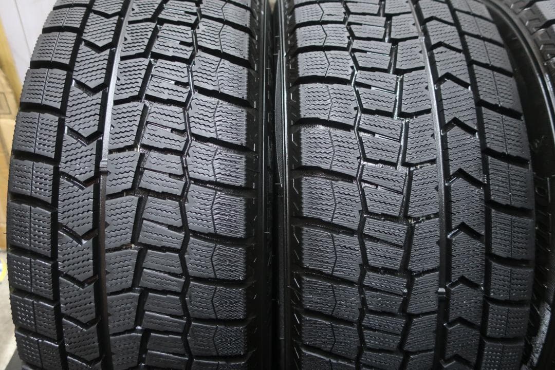 2025年 スタッドレス ダンロップ 215/55R17 クラウン アスリート