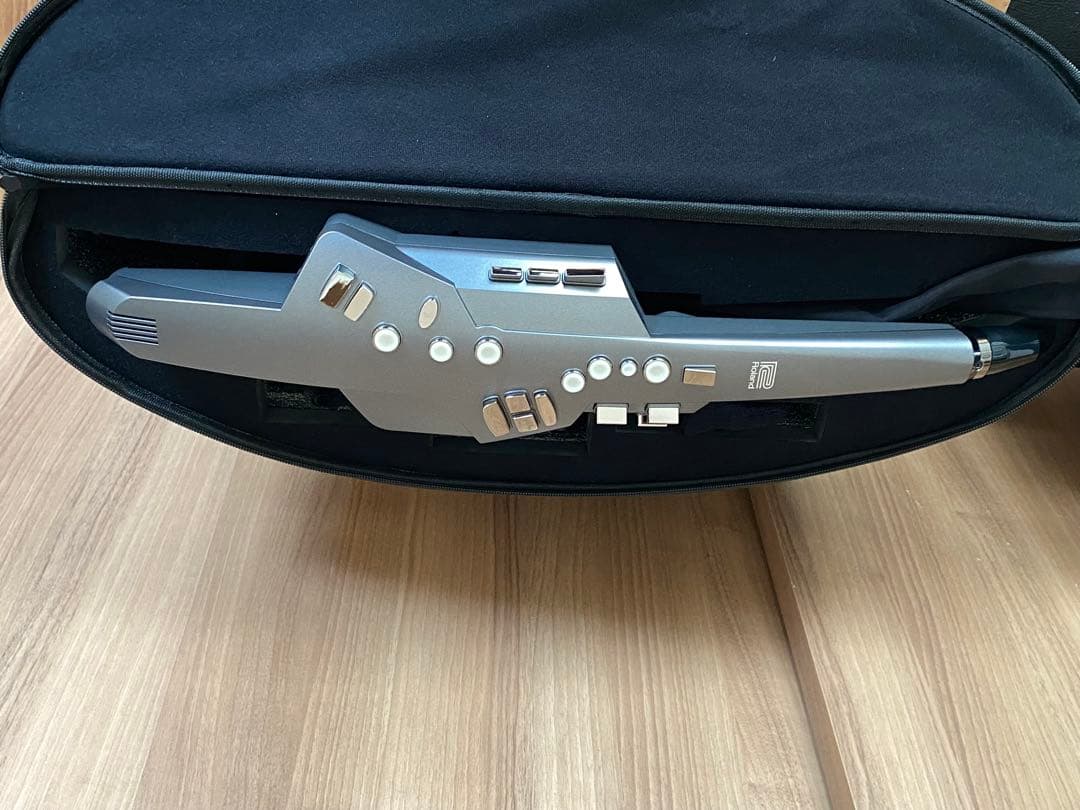 Roland エアロフォン　AE-10　ヘッドフォン・サックススタンド