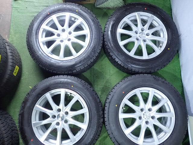 B1039【送料無料】スタッドレスタイヤ 225/65R17 4本セット