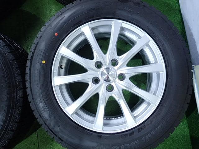 B1039【送料無料】スタッドレスタイヤ 225/65R17 4本セット