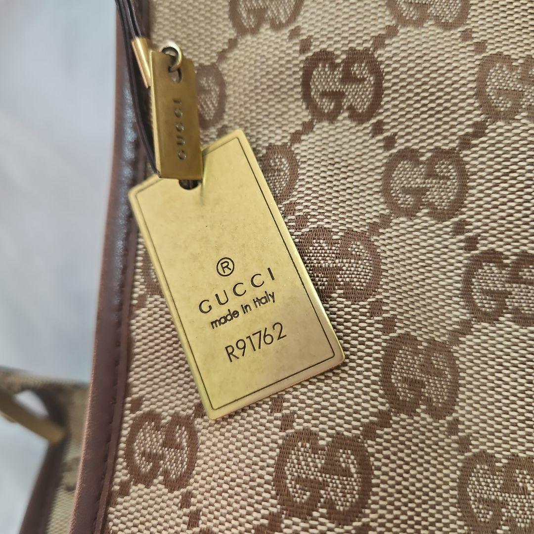 GUCCI ショルダーバッグ 男女兼用 斜めがけ