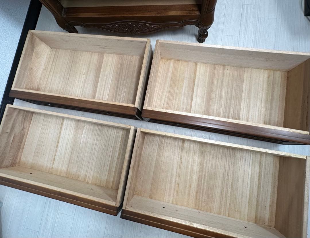 【展示品】英国 アンティーク調 チェスト 5段レリーフ ヨーロッパ ※i4※