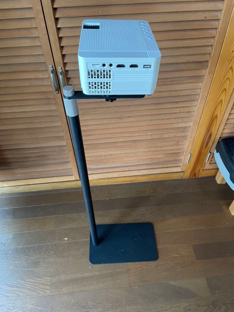 プロジェクター➕台一式