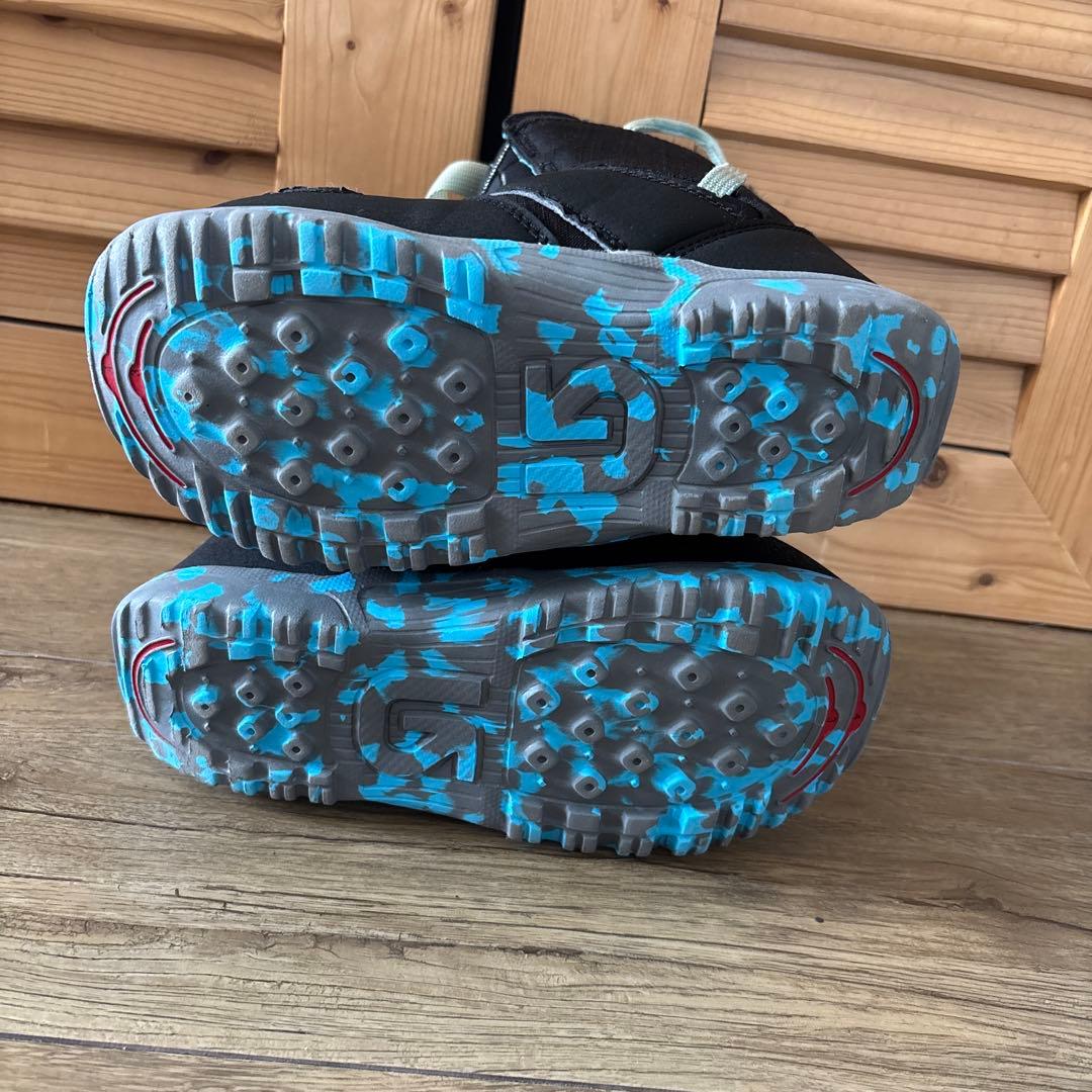 21cm Burton Grom 子ども用スノーボードブーツ
