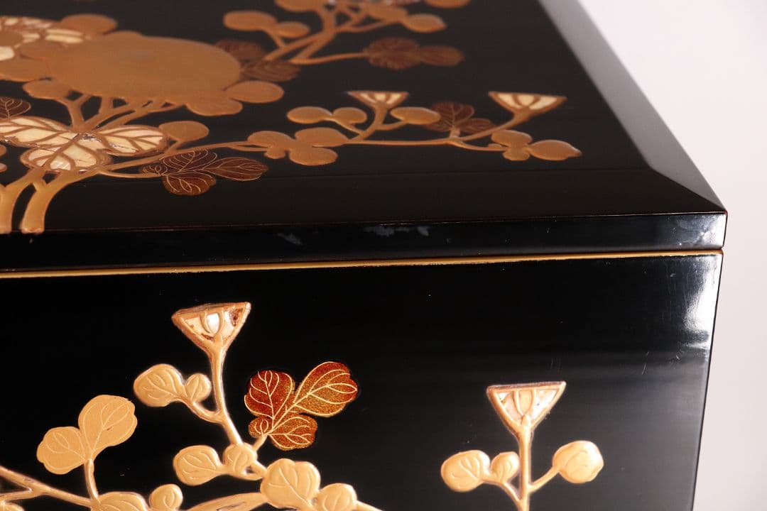 専用 MA24 時代木製漆器 光琳蒔絵 五段重 重台 菊蝶金銀蒔絵 螺鈿 黒塗