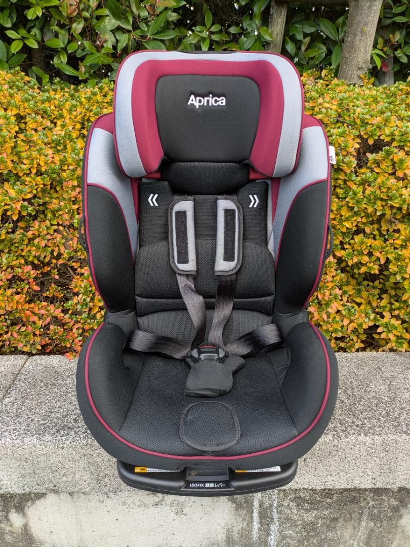 アップリカ フォームフィット チャイルドシート ジュニアシート ISOFIX