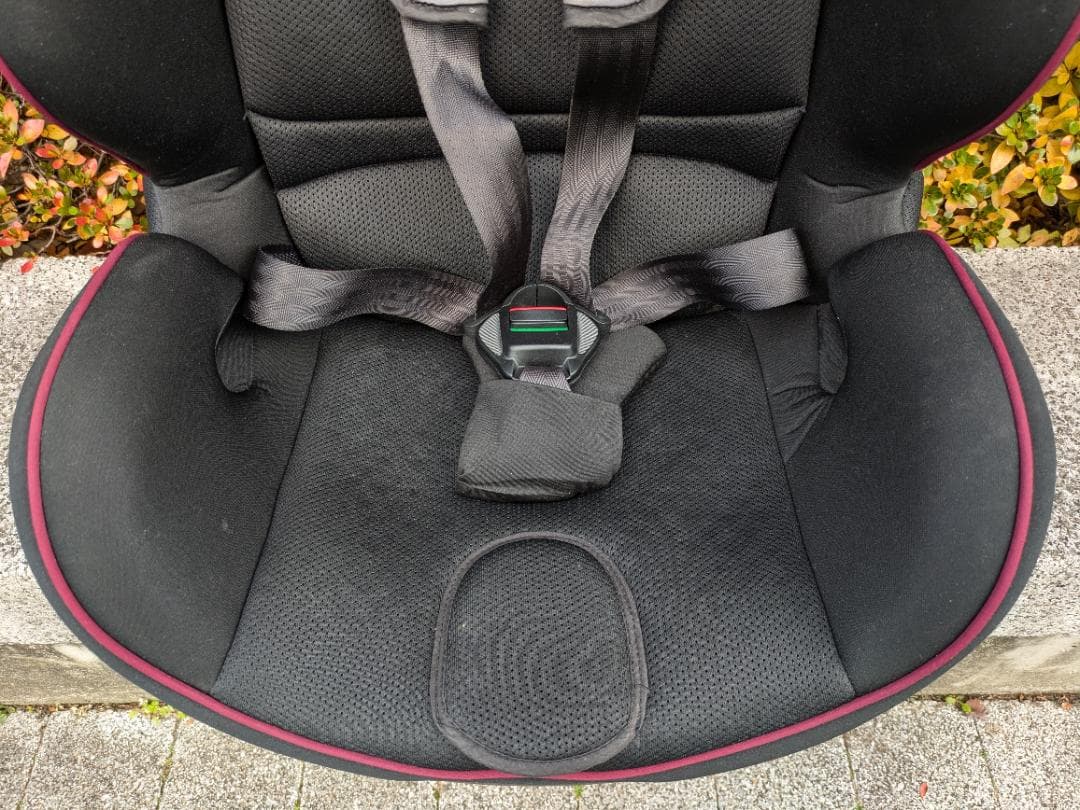 アップリカ フォームフィット チャイルドシート ジュニアシート ISOFIX