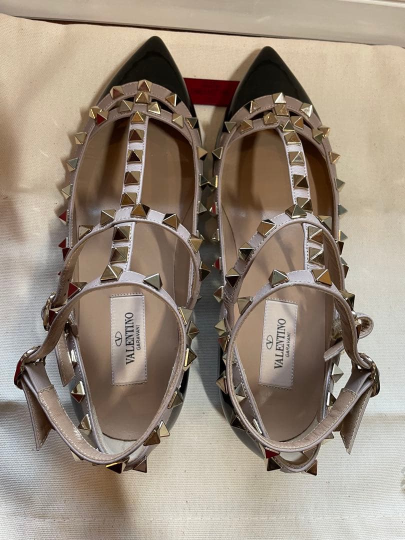 新品　VALENTINOバレンティノ ロックスタッズ　フラット　シューズ　36