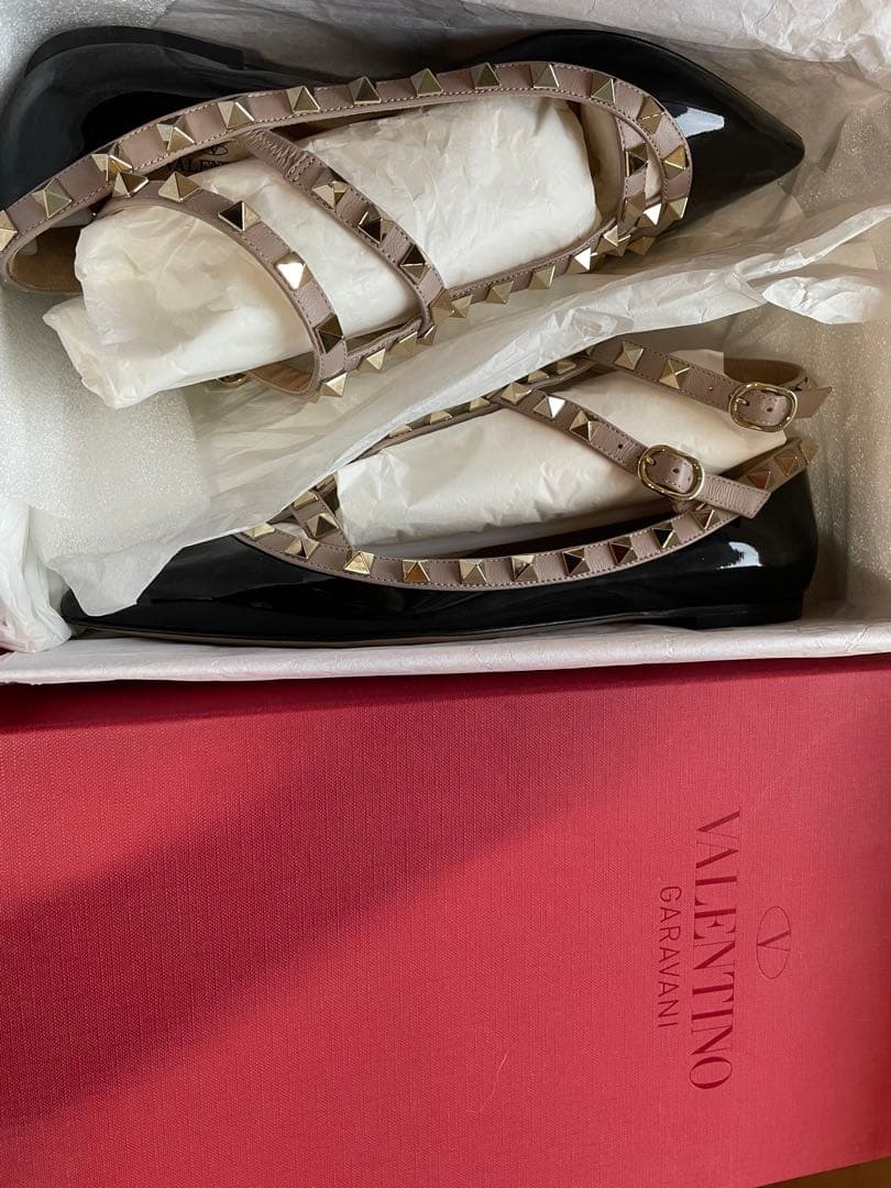新品　VALENTINOバレンティノ ロックスタッズ　フラット　シューズ　36