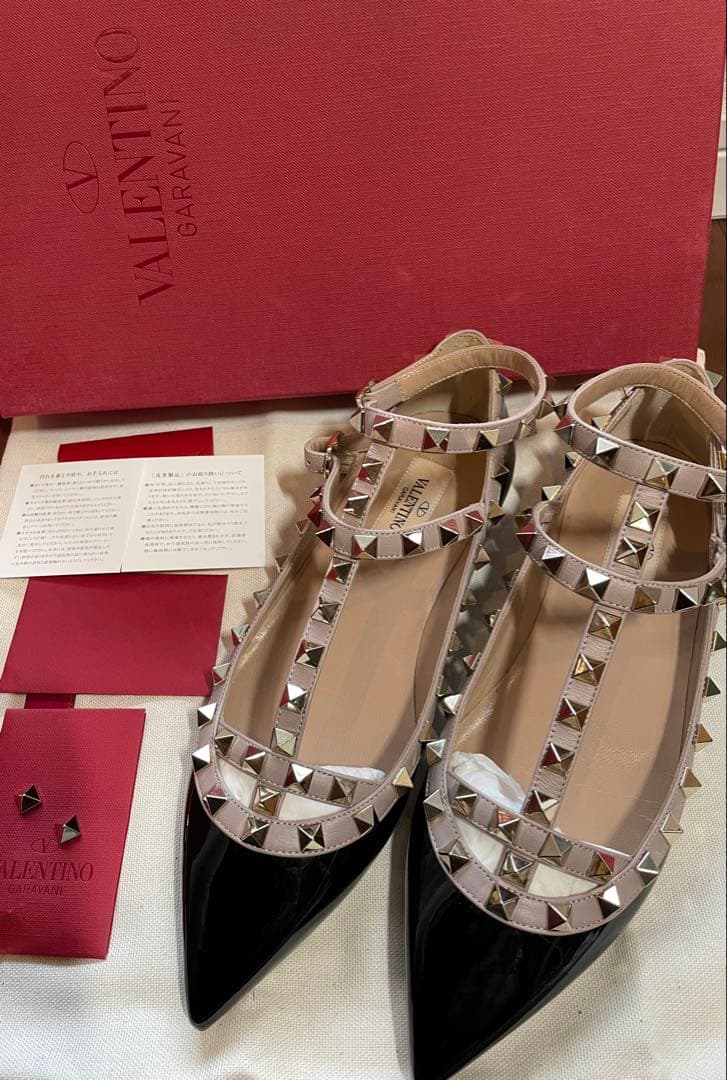 新品　VALENTINOバレンティノ ロックスタッズ　フラット　シューズ　36
