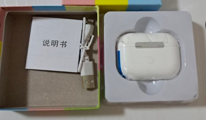 【 新品 】 AP3 ワイヤレスイヤホン　WHITE　④？