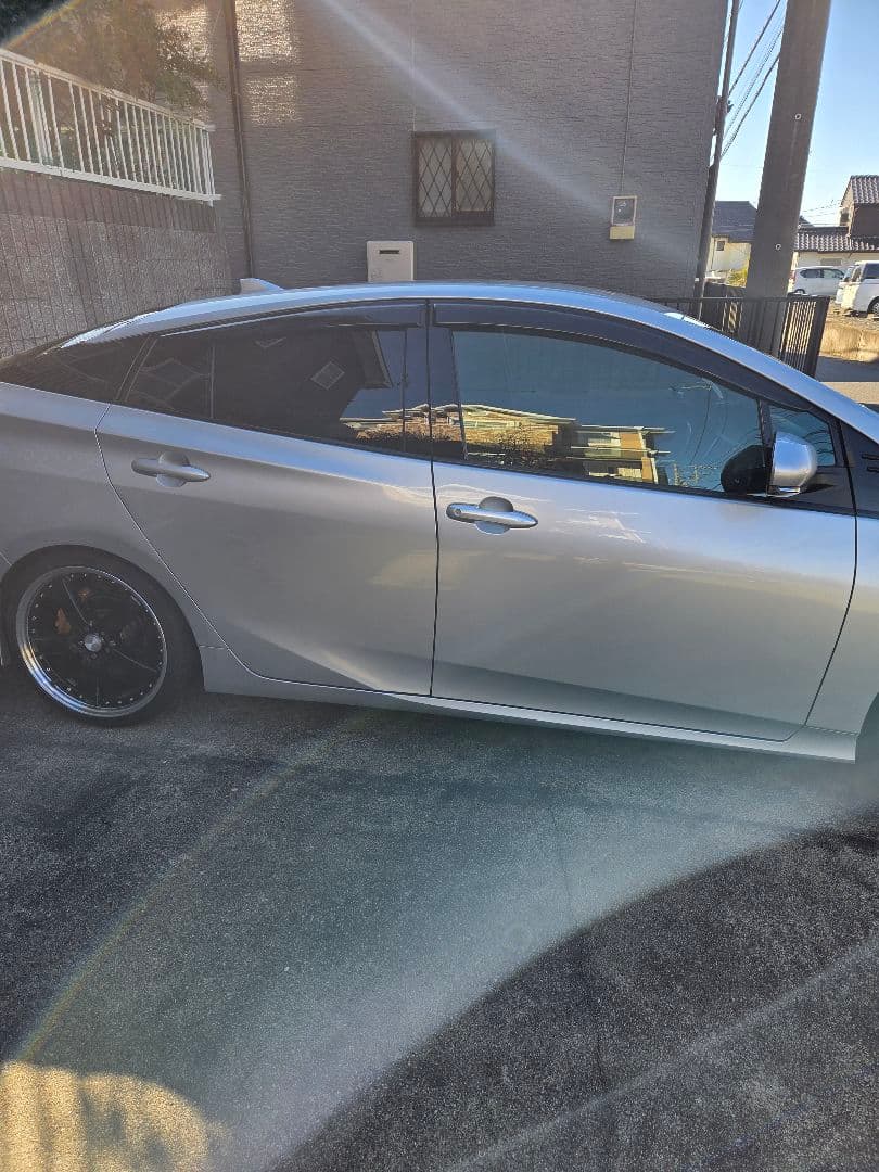 エンジンさん専用プリウス50サンシェードフィルム透過率３０%運転席助手席小窓2枚