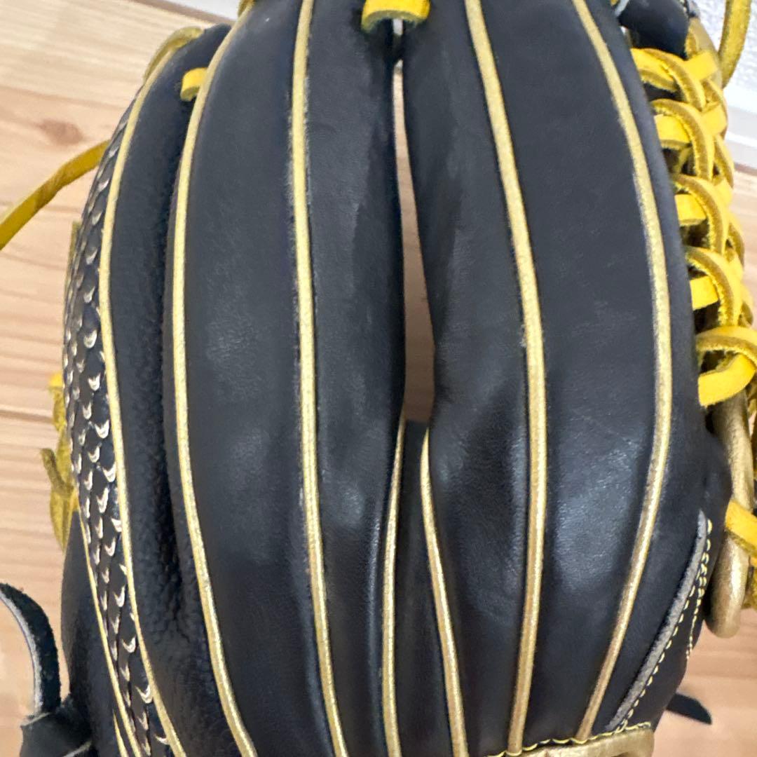 ウィルソン ワナビーヒーロー D5型　オールラウンド　グローブ袋付き