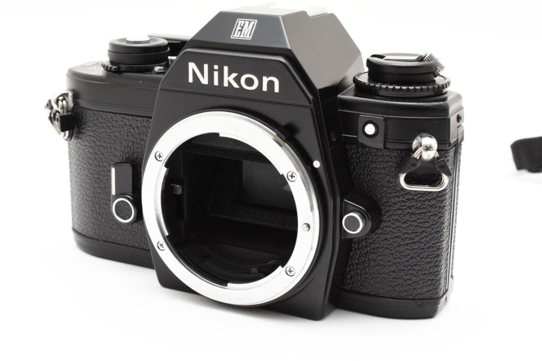 超美品 NIKON ニコン EM フィルムカメラ　モルト新品交換済 B879