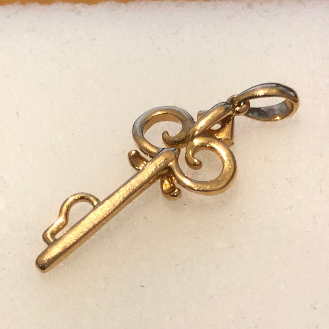 K18鍵モチーフゴールドチャーム　822H2601