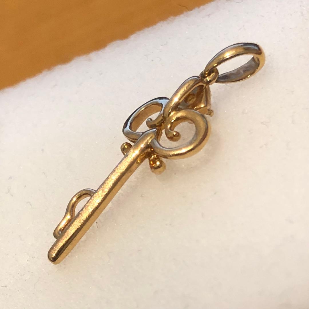 K18鍵モチーフゴールドチャーム　822H2601