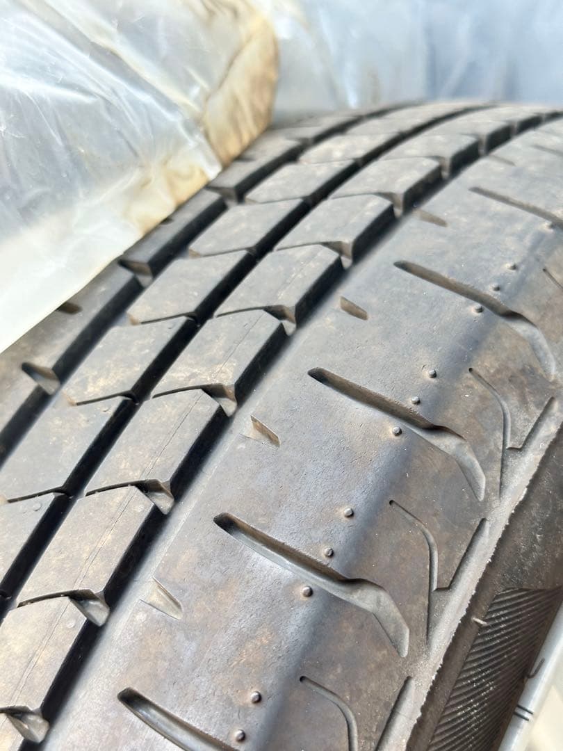 かたつもり　ホンダ　N-BOX タイヤ　ホイールセット