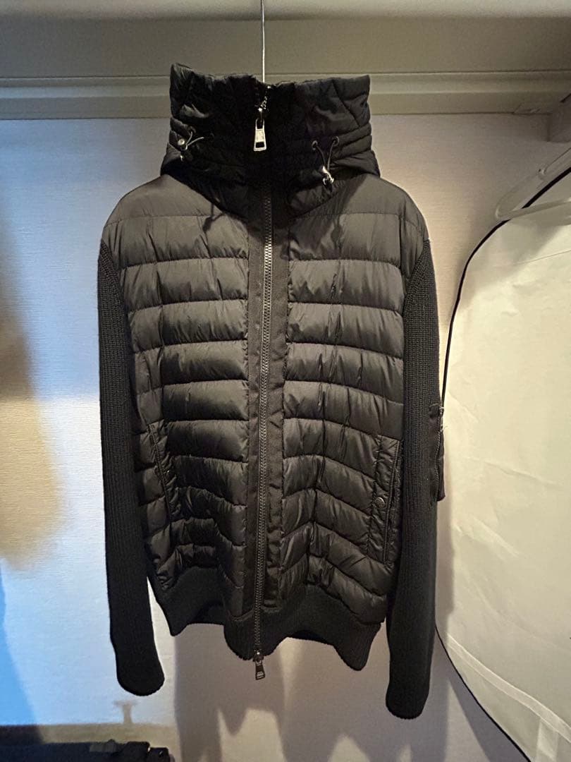 モンクレール MONCLERフード付きニットダウン　ブラック
