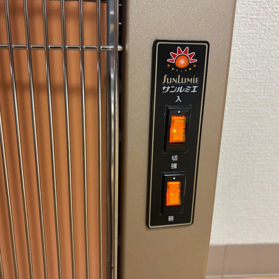 【超美品】サンルミエ キュート E800LS 遠赤外線暖房器 パネル 動作良好