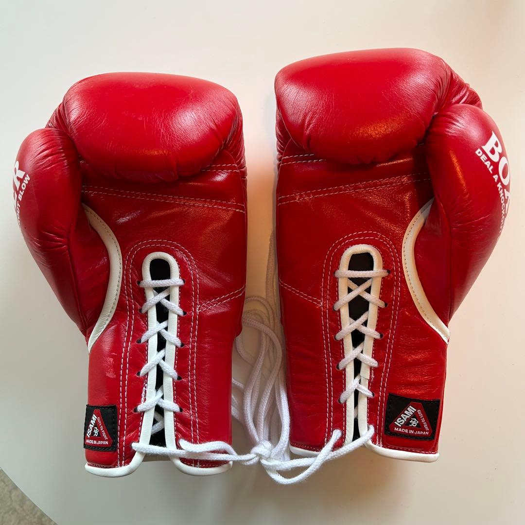 ISAMI BOXER ボクシンググローブ 10oz 紐式　赤