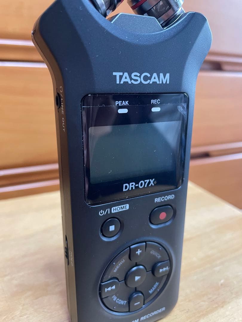 TASCAM DR-07X リニアPCMレコーダー