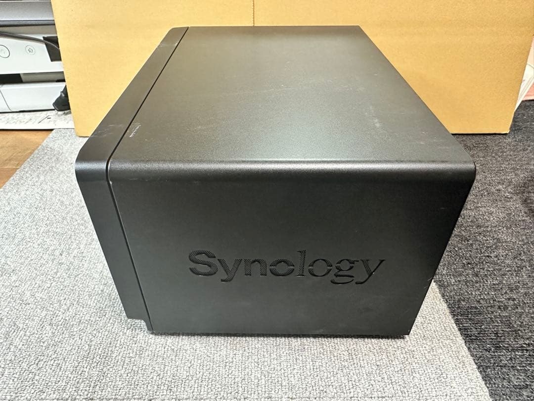 外付けハードディスク・ドライブ Synology DiskStation Model DS1819+