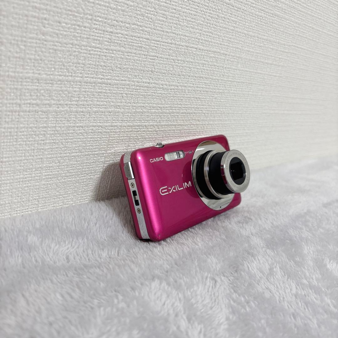 ✨CASIO EXILIM EX-Z800 ピンク 動作品 デジカメ　コンデジ
