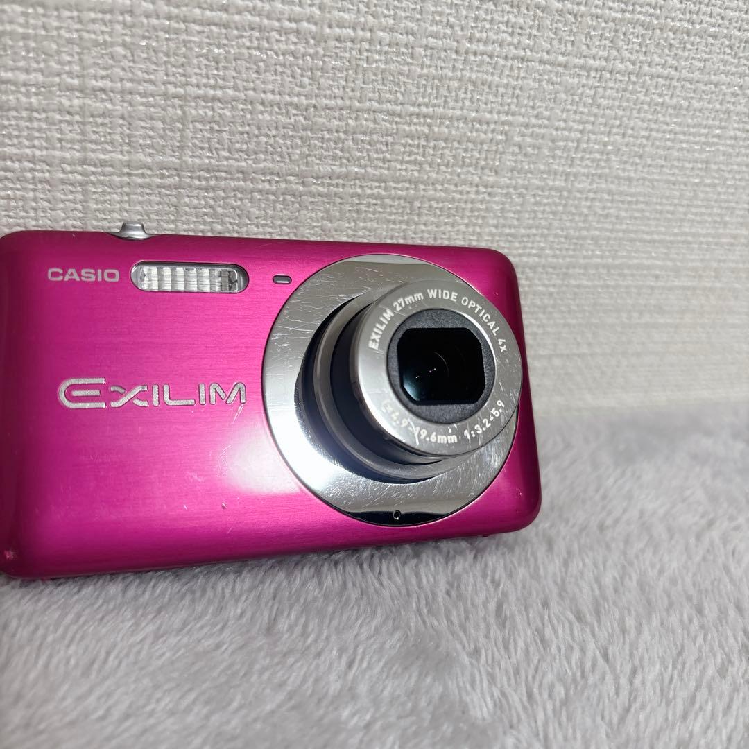 ✨CASIO EXILIM EX-Z800 ピンク 動作品 デジカメ　コンデジ