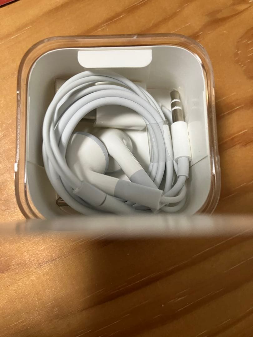 【新品未使用】iPod shuffle レッド